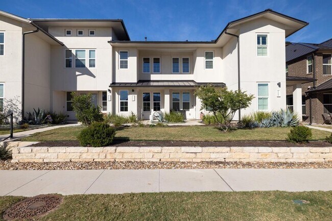Building Photo - 2508 Simond Ave