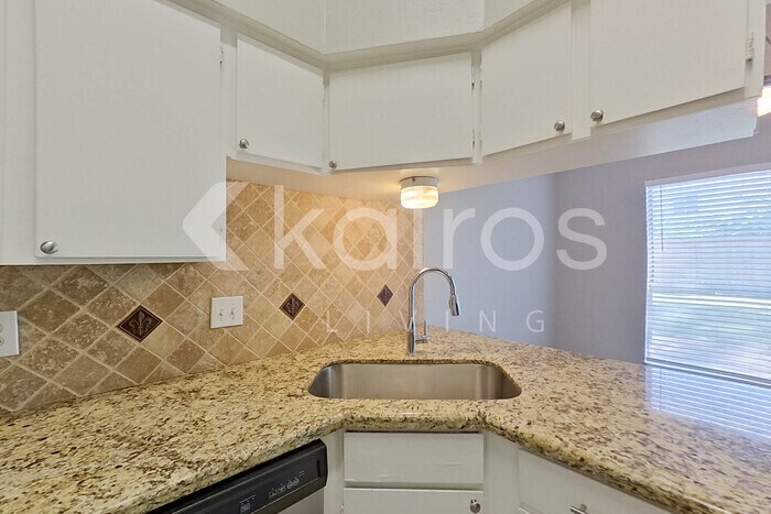 Building Photo - 24138 Landing Way Dr