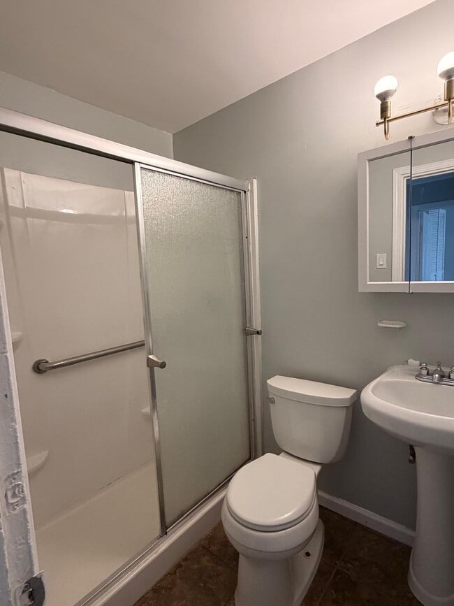 Building Photo - 71 Rock Creek Rd