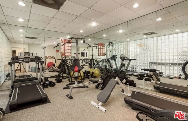 Building Photo - 12000 Goshen Ave