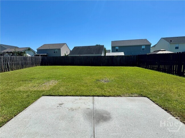 Building Photo - 18 Allen Brook Dr