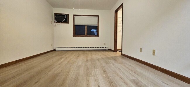 Building Photo - 25 Washington St