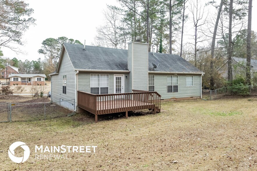 Building Photo - 18 Oakdale Dr