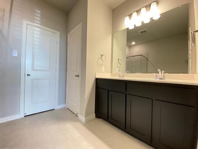 Building Photo - 3404 Solana Cir