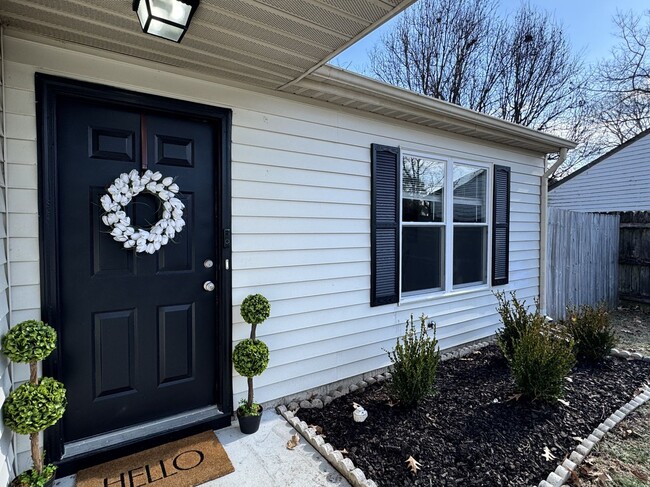 Building Photo - Updated & Ready 02-02-26! Adorable 3-Bedroom Ranch 4 Miles to Dam Neck Base & Oceana - HUGE Fence...