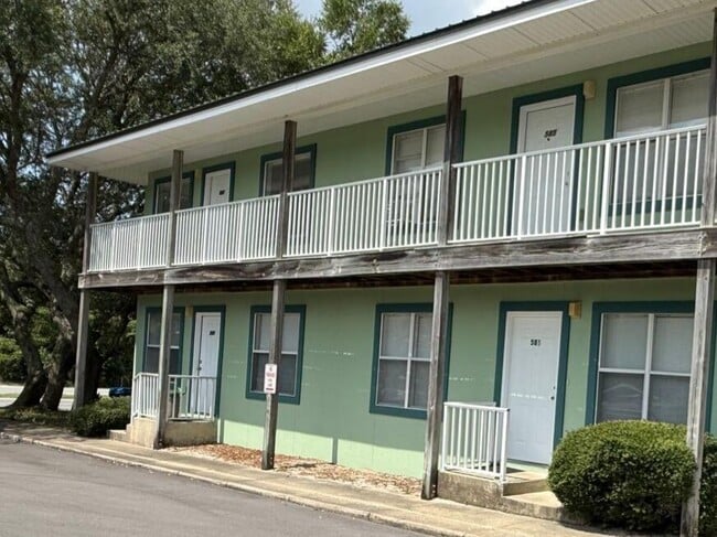 Building Photo - 587 Florosa Ct