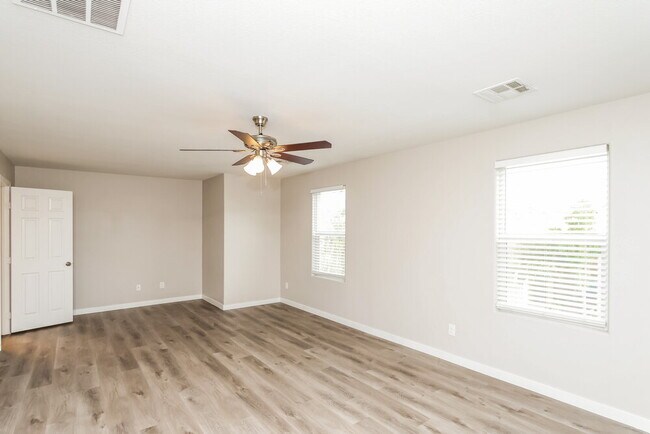 Building Photo - 8261 Oliver Twist Ln