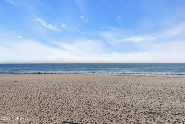 Building Photo - 33 Cooper Ave