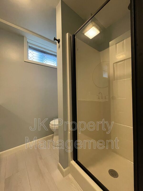 Building Photo - 4205 3rd Ave N