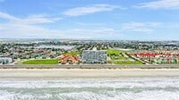 Building Photo - 7310 Seawall Blvd