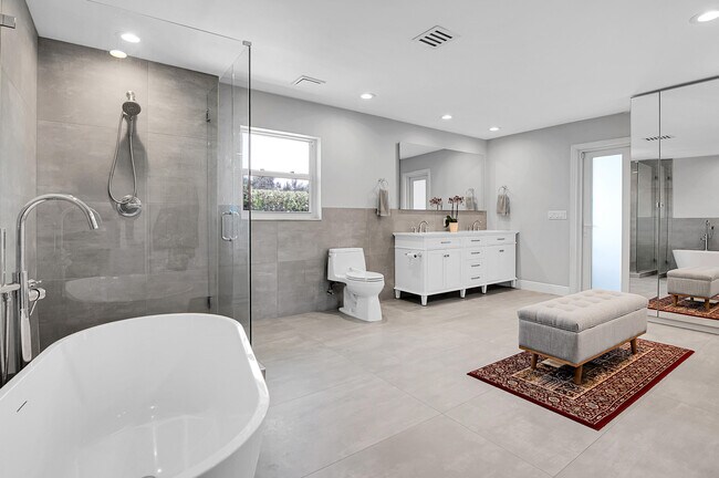 Building Photo - 23313 Lago Mar Cir