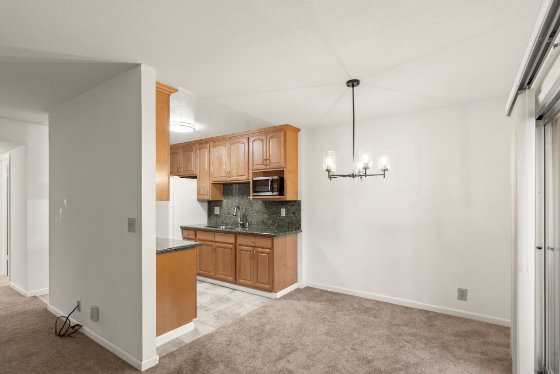 Building Photo - 247 N Capitol Ave