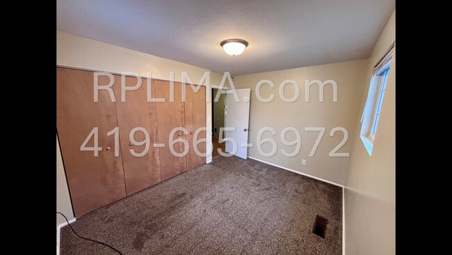 Building Photo - 602 MacKenzie Dr