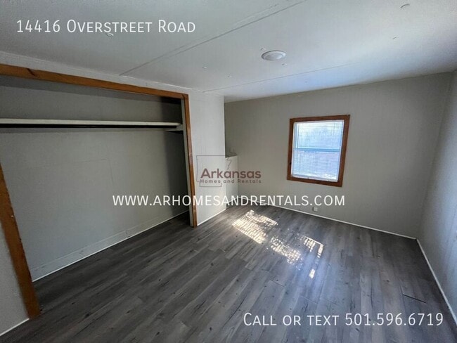 Building Photo - 14416 Overstreet Rd