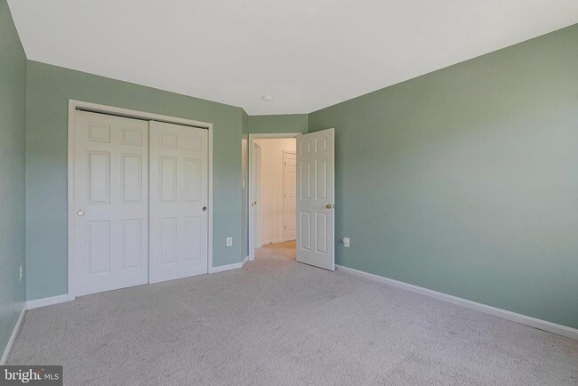 Building Photo - 44208 Navajo Dr
