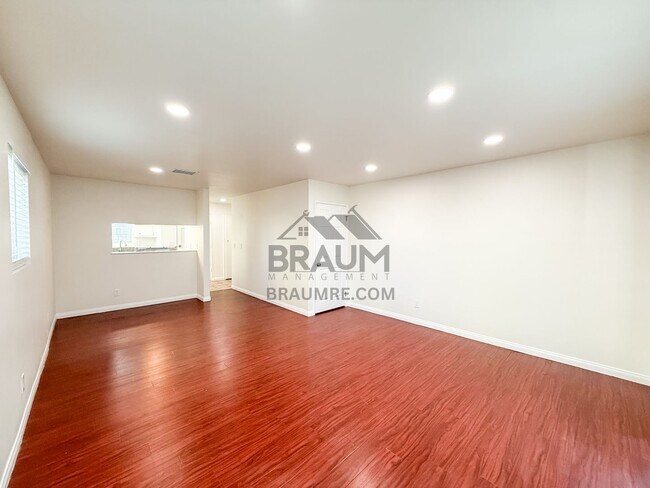 Building Photo - 14257 Friar St