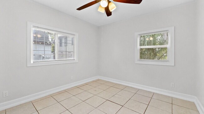 Building Photo - 2026 22nd St S