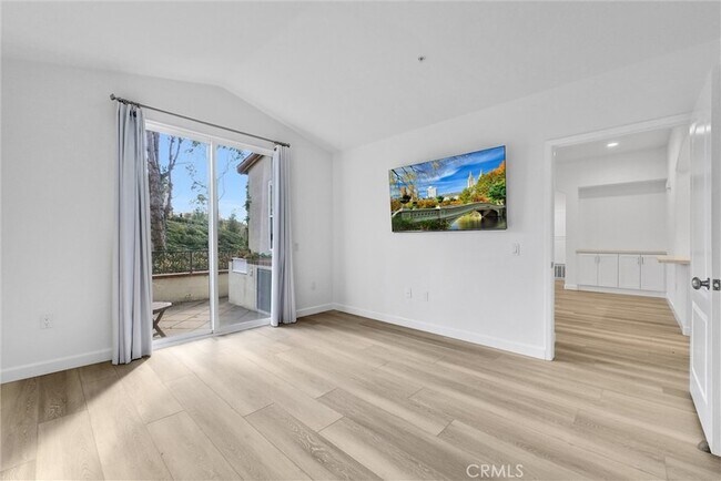 Building Photo - 6 Celano Ct