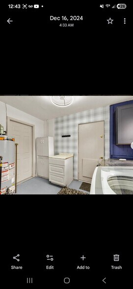 Building Photo - 7730 Arlington Ave