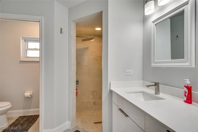 Building Photo - 1509 NW 33rd Pl