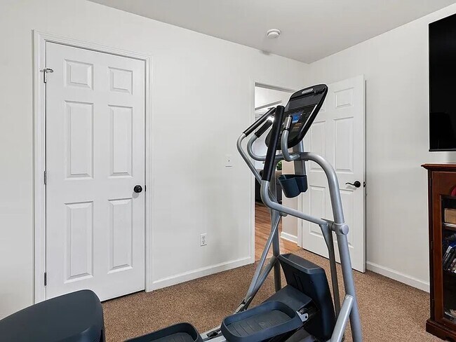 Building Photo - 509 Harold Prewett Dr