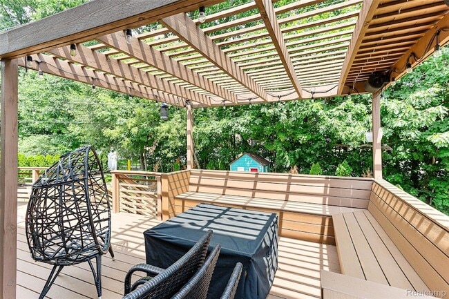 Building Photo - 32724 Laurelwood Ct