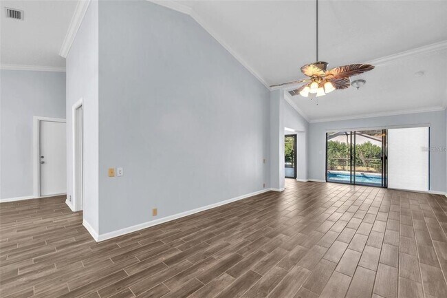 Building Photo - 1702 Horseshoe Dr