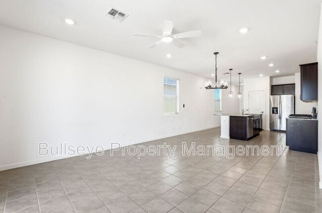 Building Photo - 3136 Hayden Rose Ave