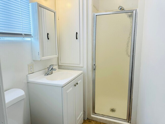 Building Photo - Single-Story Home on a Large Lot in Redlands