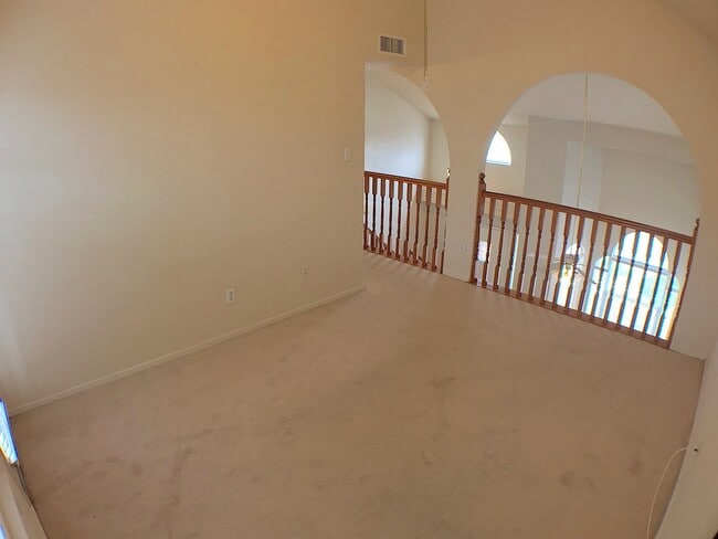 Building Photo - Northeast El Paso 3 Bed Refrig A/C