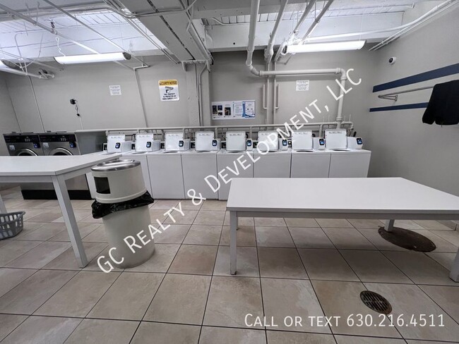 Building Photo - *** COMING SOON - AVAIL 04/01/2025 / CORNE...