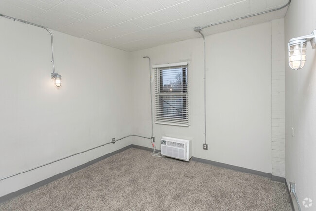 1BR, 1BA - 425 SF - Flats of Ferndale