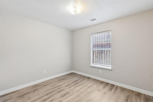 Building Photo - 5331 Gurley Ave