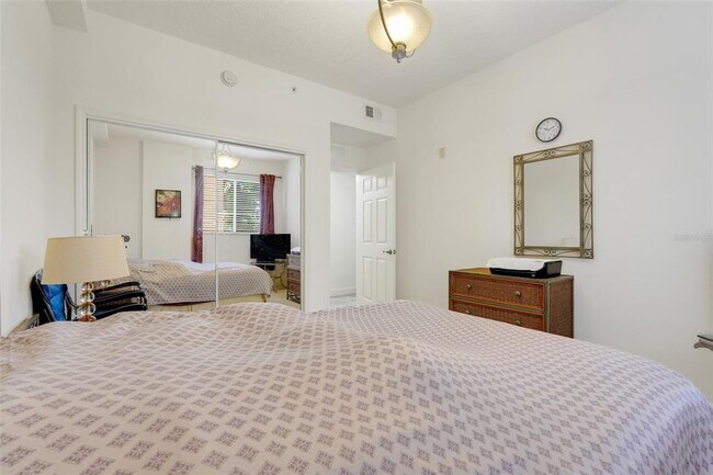 Building Photo - 6336 Buford St