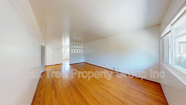 Building Photo - 2429-2429 Humboldt Ave