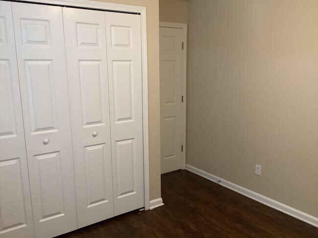 Building Photo - 7313 US Open Blvd