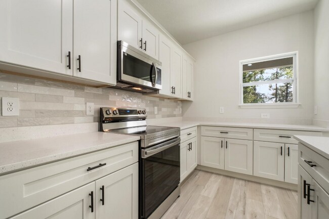 Building Photo - 9371 N Cougar Paw Dr