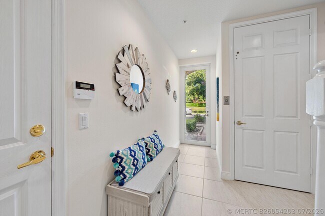 Building Photo - 12695 SE Old Cypress Dr