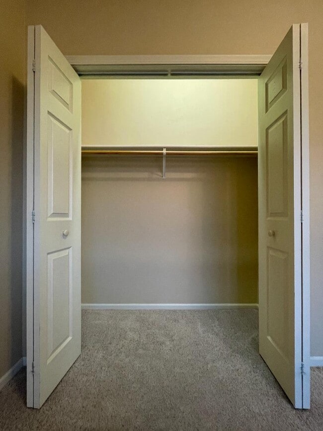 Building Photo - 323 W Main St