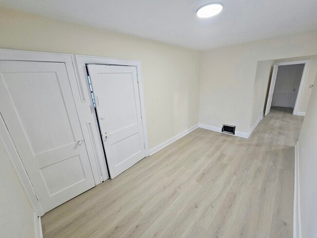 Building Photo - 1923 Freeman St