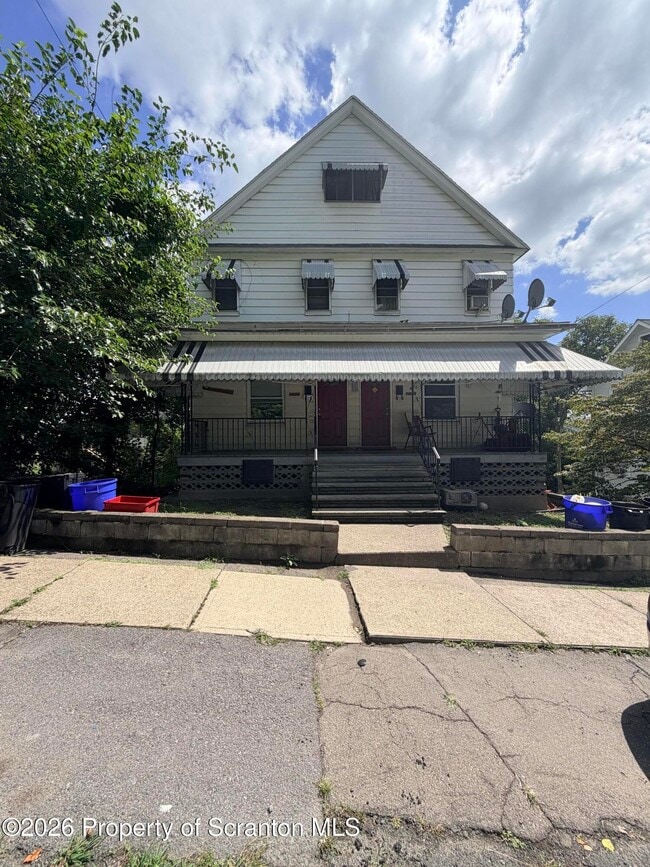 Building Photo - 1434-1436 N Sumner Ave