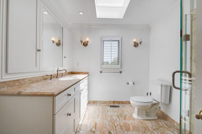 Building Photo - 15 Niven Way