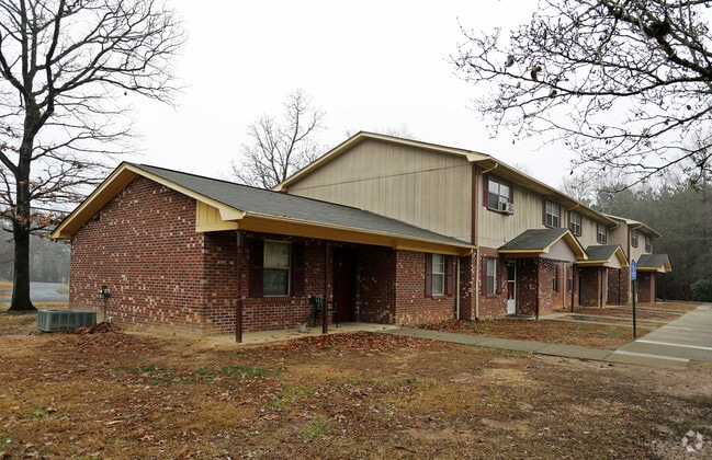 Primary Photo - Mill Tree Apartments