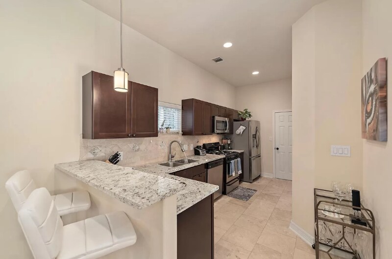 Building Photo - 1524 Evelyn St