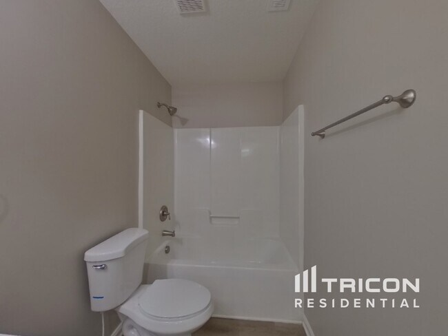 Building Photo - 3029 Decapolis Dr
