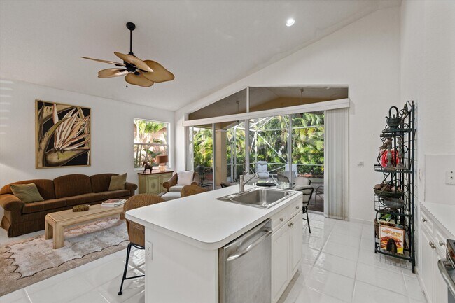 Building Photo - 4362 Kensington Park Way