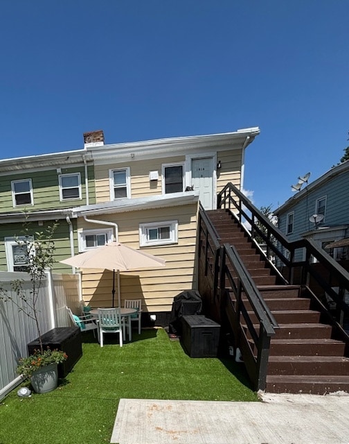 Private Entrance - 1016 W 3rd St