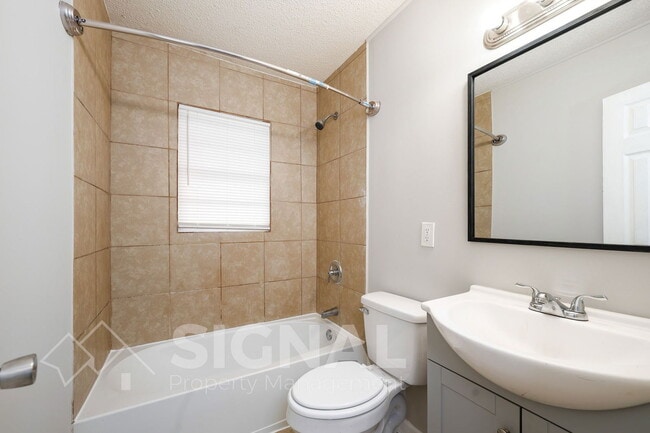 Building Photo - 330 Harlem Ave