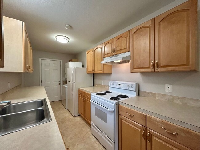 Building Photo - Tranquil 1 Bed, 1 Bath House!