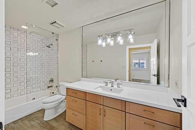 Building Photo - 3328 Plaza Del Paz